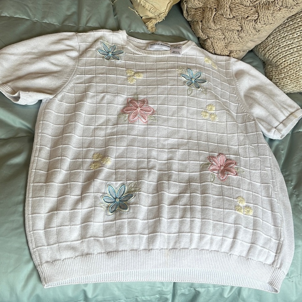 Vintage Alfred Dunner short sleeved sweater top